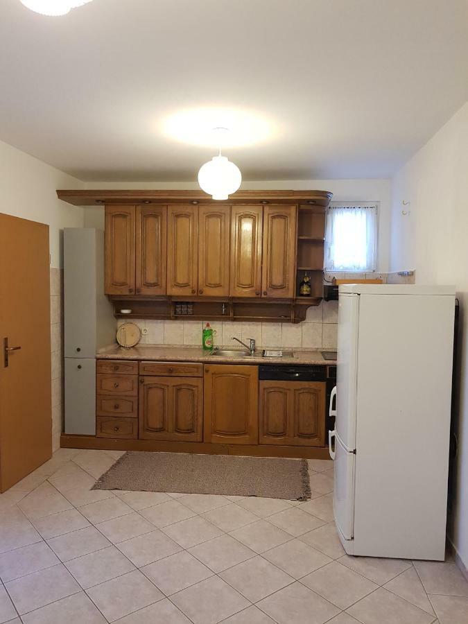 Apartments Marijeta Vir Eksteriør billede