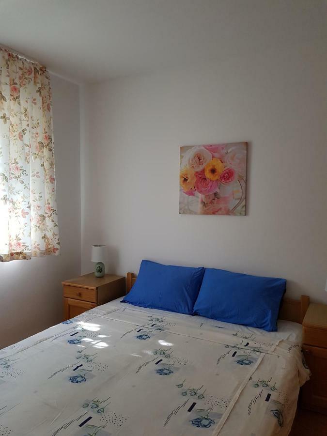 Apartments Marijeta Vir Eksteriør billede