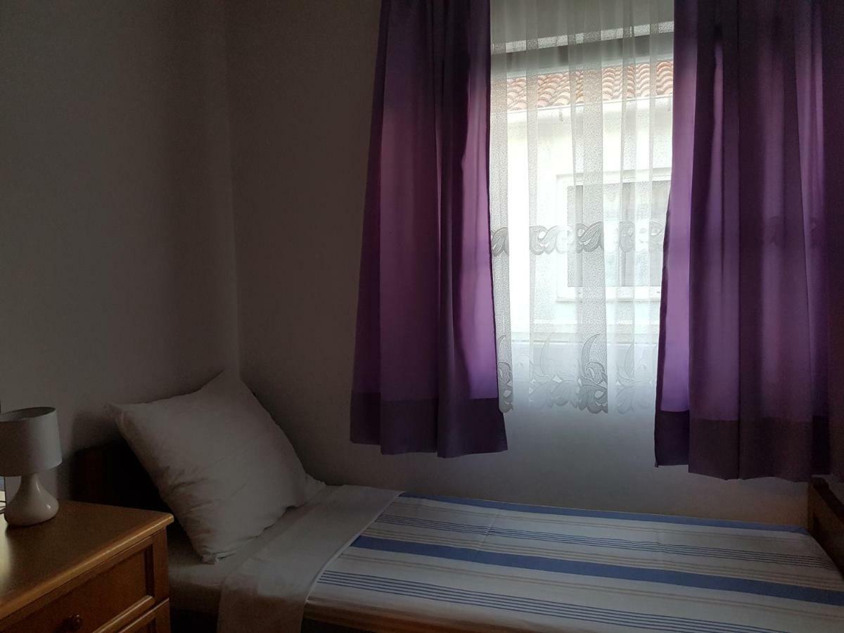 Apartments Marijeta Vir Eksteriør billede